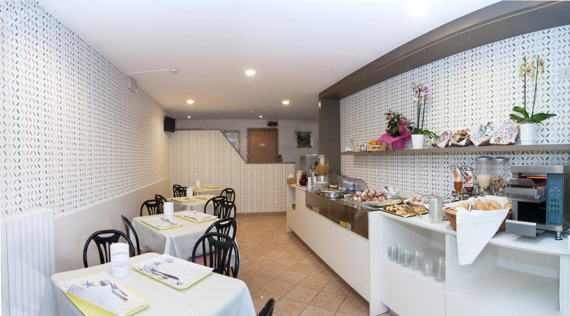 Hotel Letizia Rimini Kültér fotó