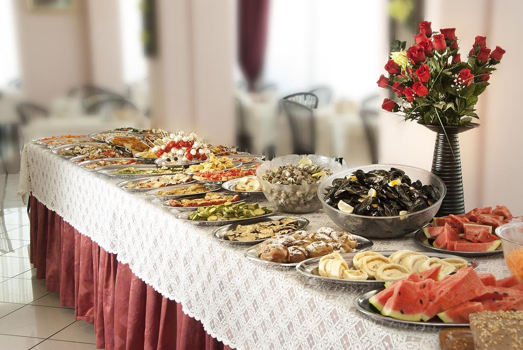 Hotel Letizia Rimini Kültér fotó