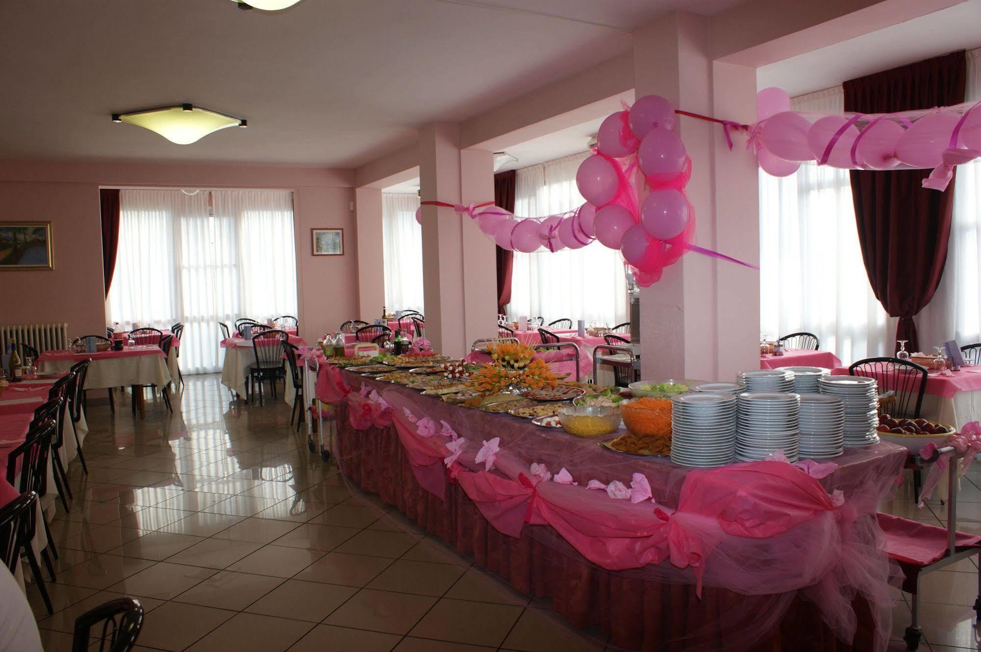 Hotel Letizia Rimini Kültér fotó